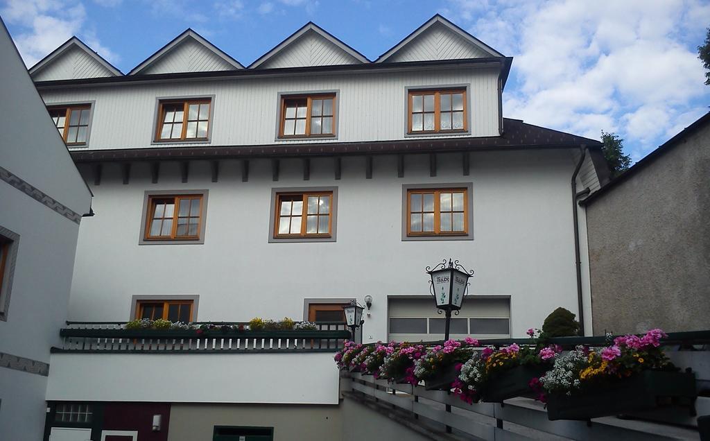 Hotel Die Traube Admont Esterno foto