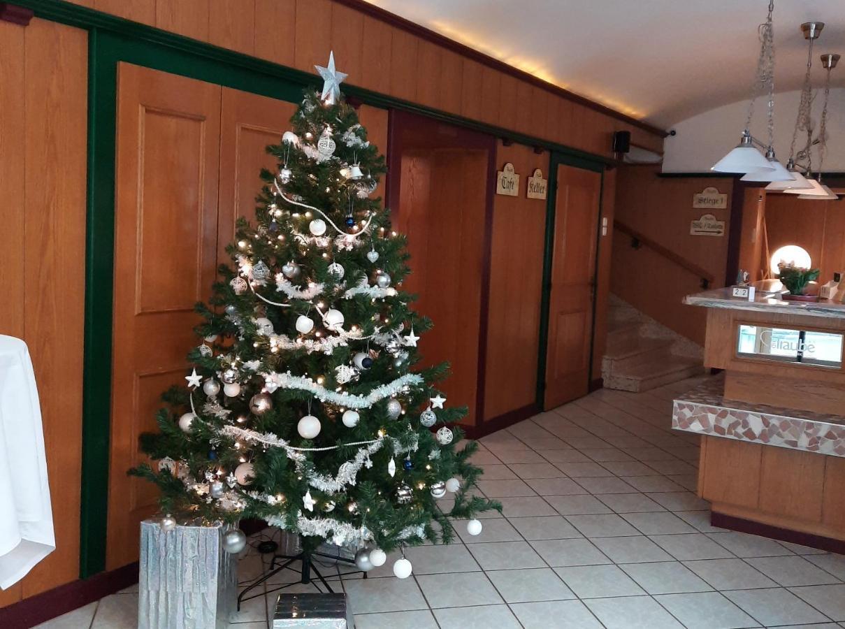 Hotel Die Traube Admont Esterno foto