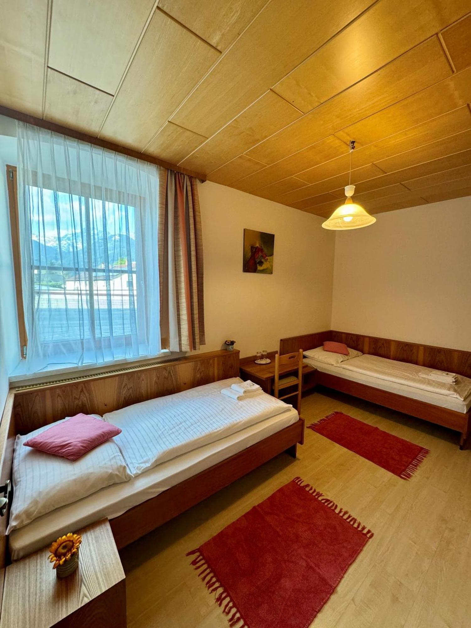Hotel Die Traube Admont Esterno foto